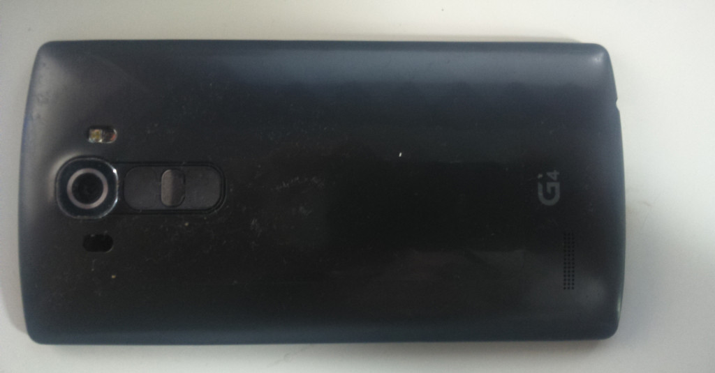 lg-g4-rear-case-on